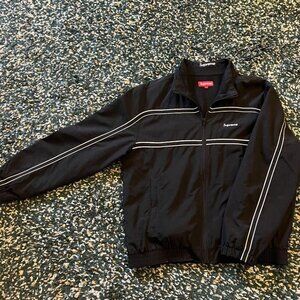 Manteau Supreme